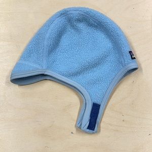 Kids baby vintage blue fleece hat under chip strap